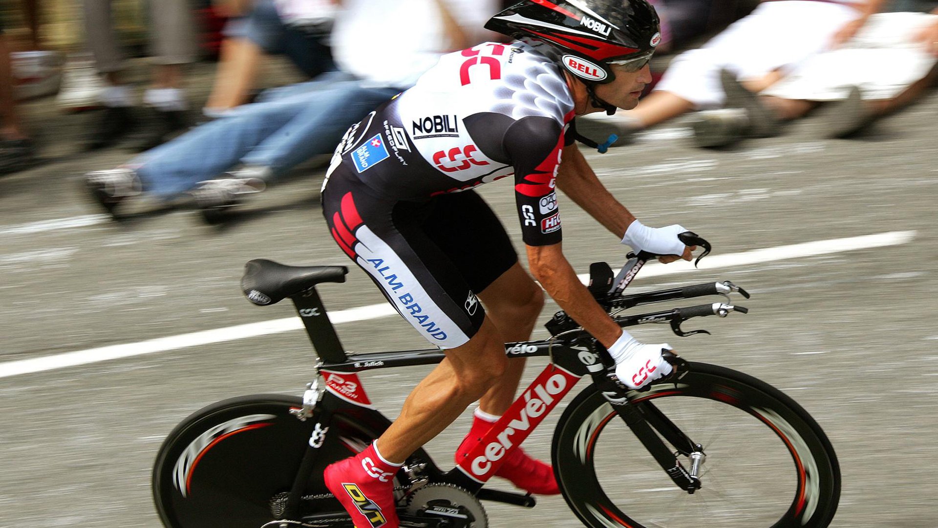 球员在欧洲杯赛场上创下个人里程碑被广泛报道，欧洲杯 明星球员