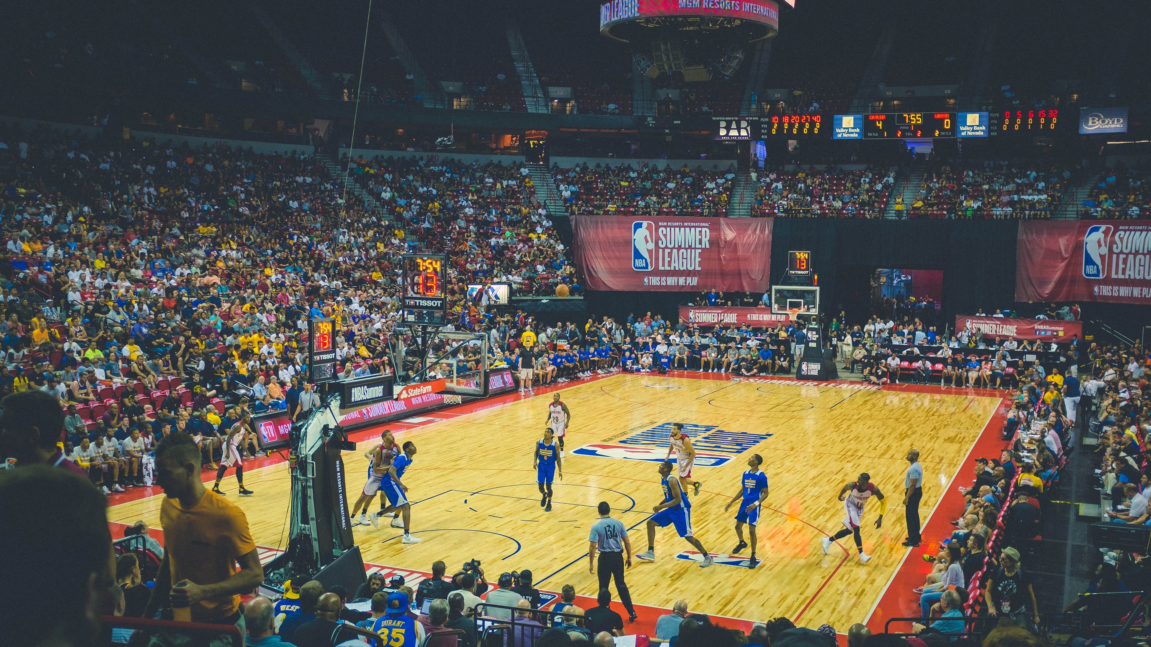 体育焦点赛事特别报道上线，体育热点资讯